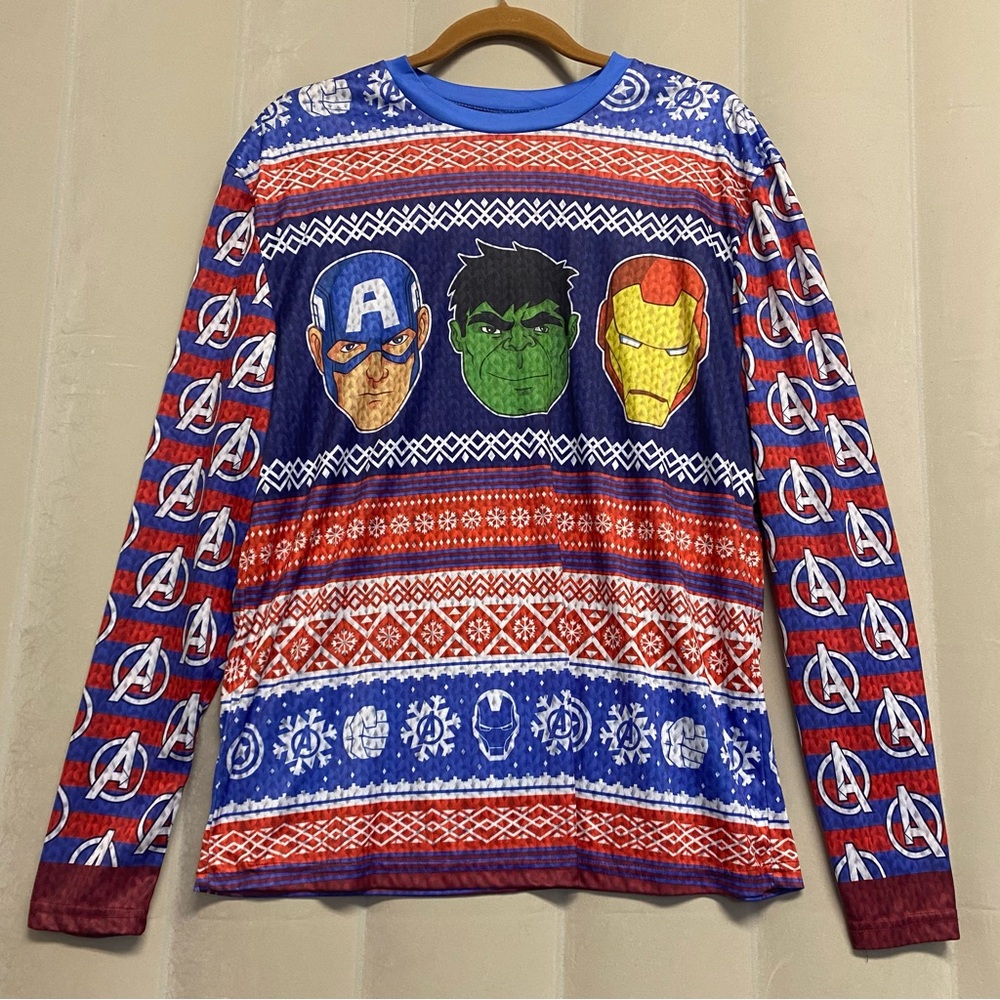 Marvel Men’s Shirt Small/Medium Avengers Comic Festive Holiday Lightweight